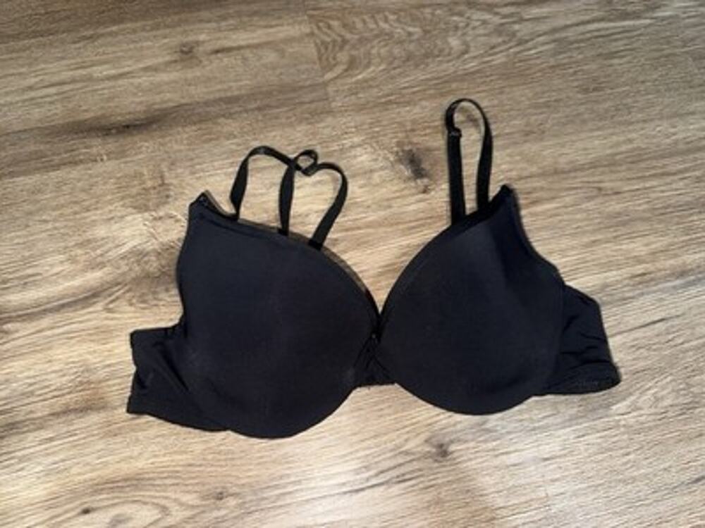 Tarea by rue21 Black Push Up Underwire Bra Size 34B Adjustable Straps